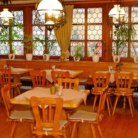 Gasthof Zum Kauzen Ochsenfurt Esterno foto
